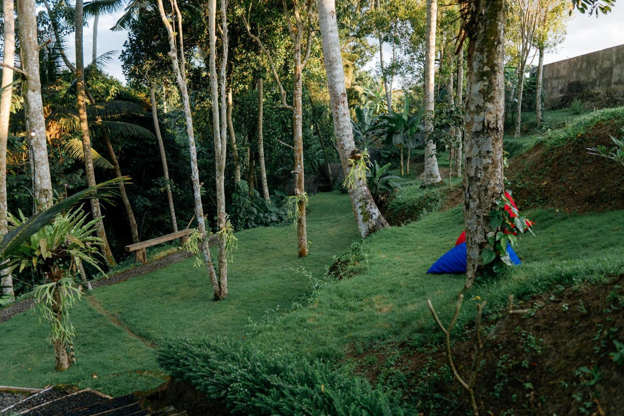 Bali Made Escape Hotel Payangan Kültér fotó